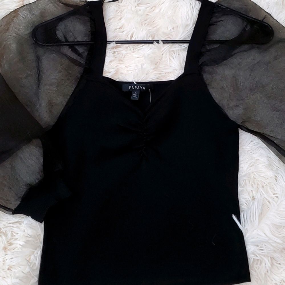 NWT Papaya blouse w balloon sleeves
